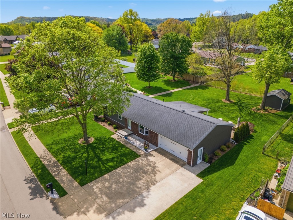 Oldtown Colonial Estate - Residential