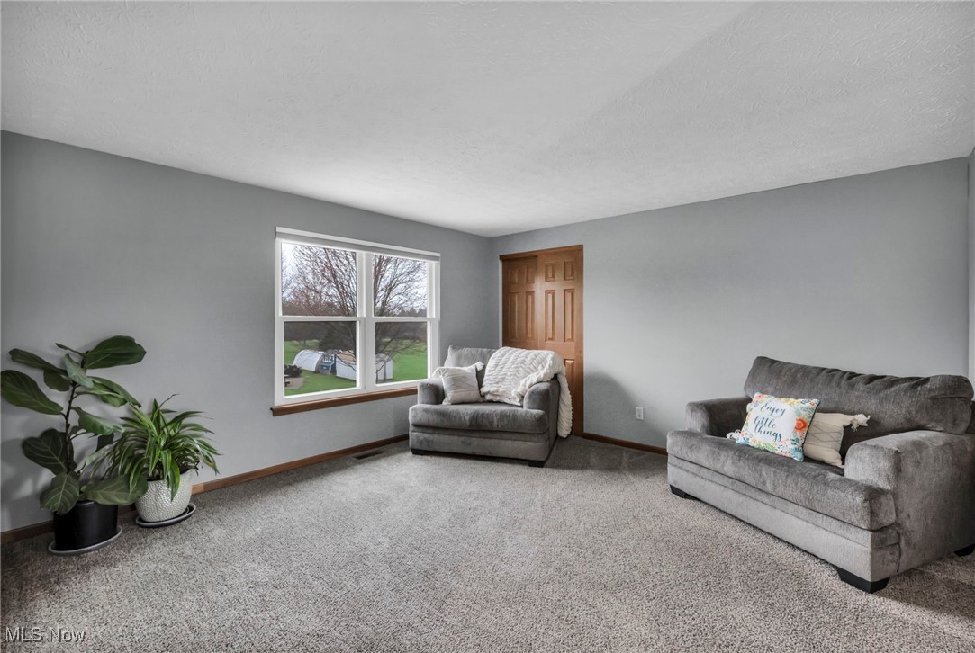 5889 Nimishillen Church Road, Canton, Ohio image 17