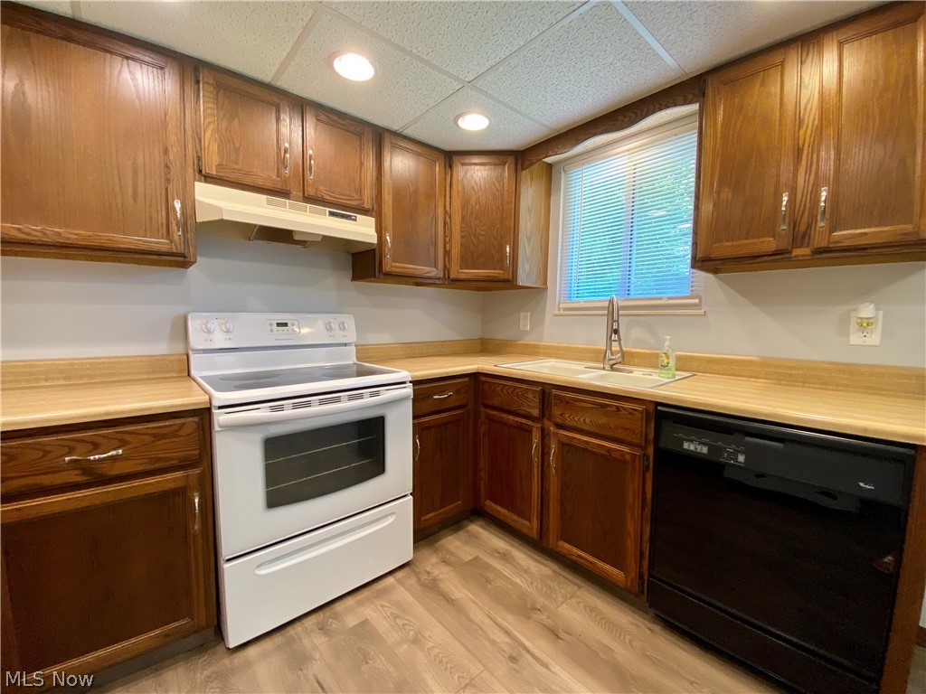 Ball 02 - Residential