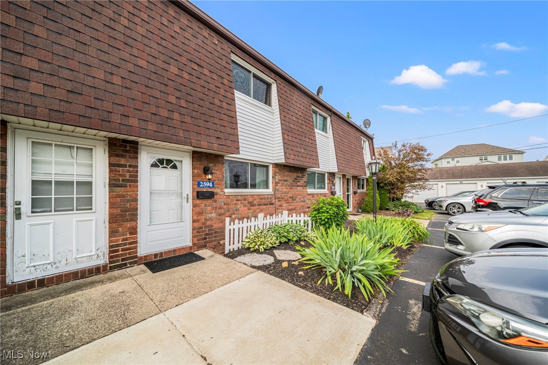 2594 Shakespeare Lane
