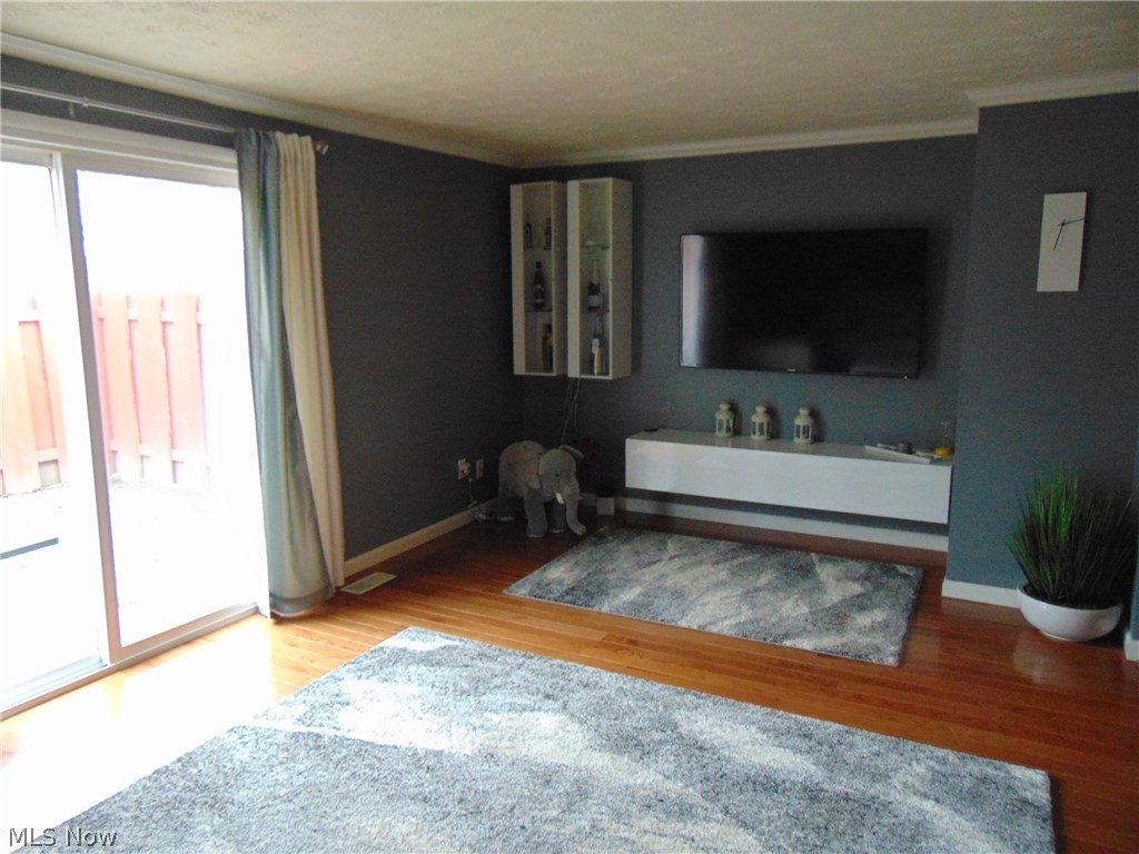 Western Reserve Condo 02 - Residential