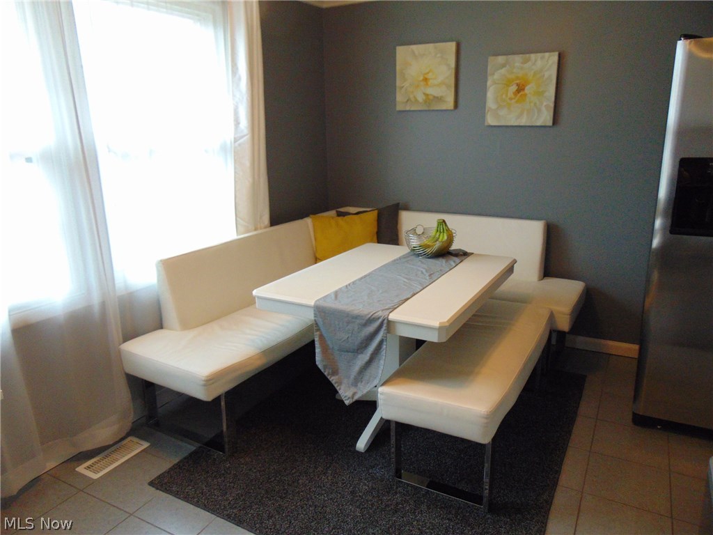 Western Reserve Condo 02 - Residential