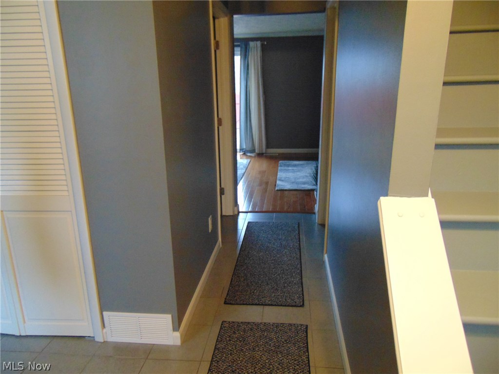 Western Reserve Condo 02 - Residential