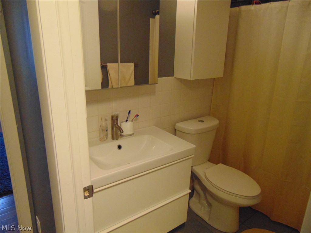 Western Reserve Condo 02 - Residential