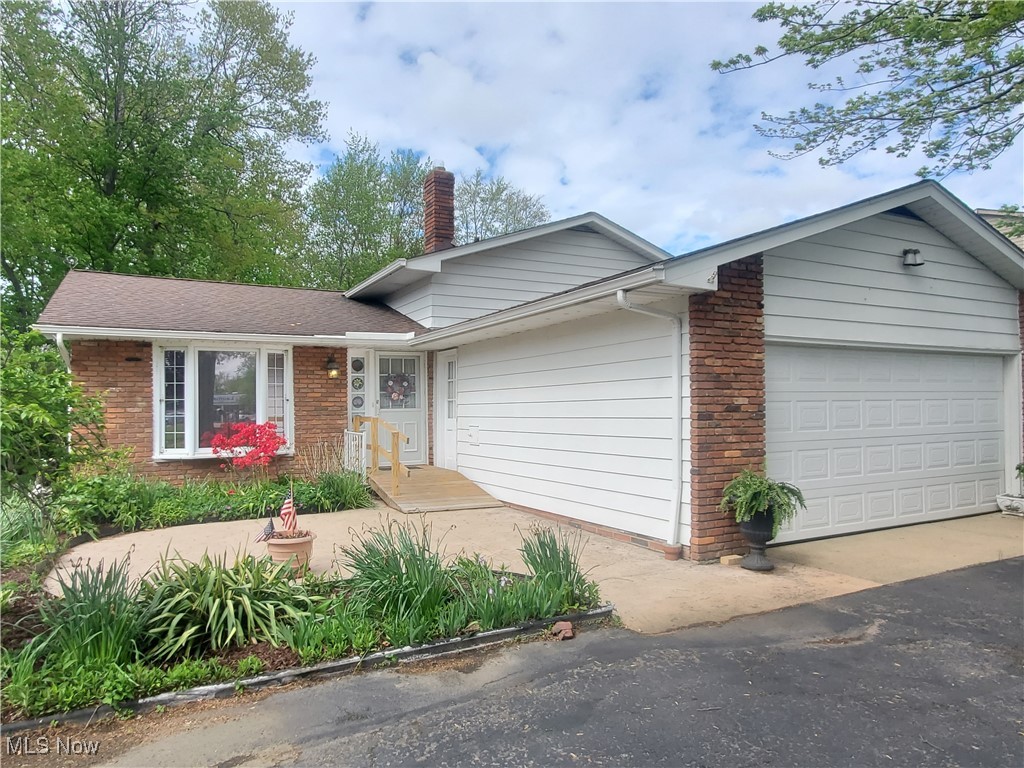 34671 Lake Shore Boulevard, Eastlake, Ohio image 1