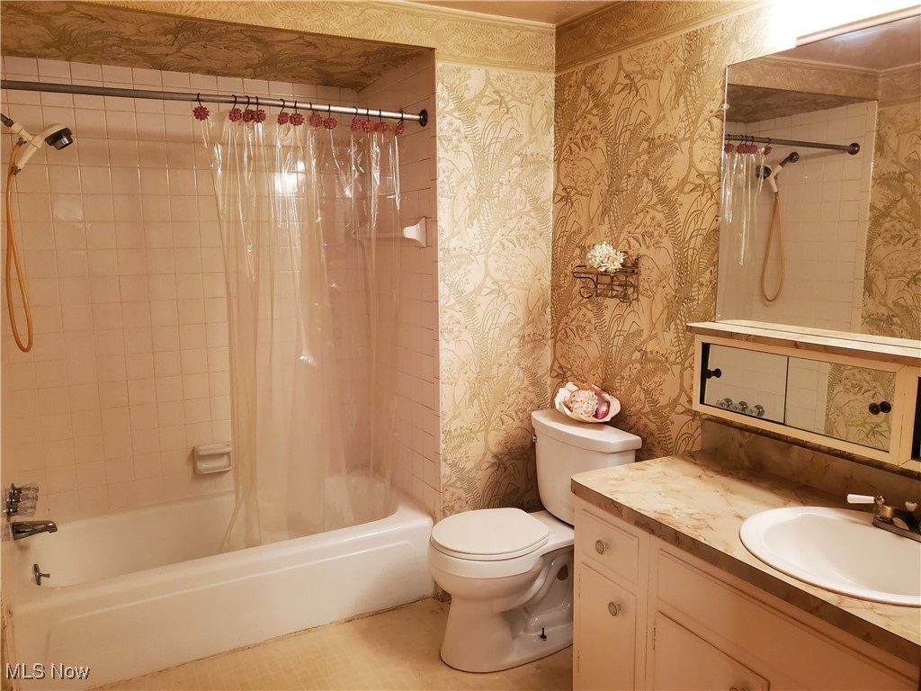 34671 Lake Shore Boulevard, Eastlake, Ohio image 25