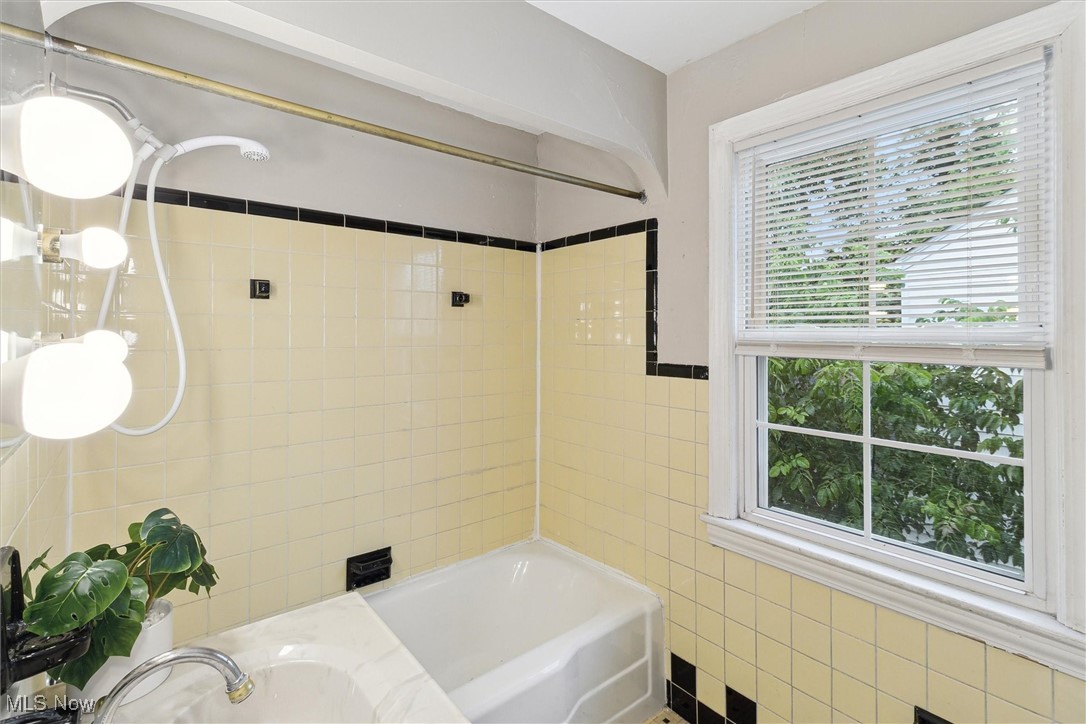897 Quarry Drive, Cleveland Heights, Ohio image 21
