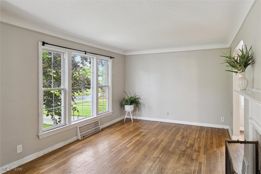 897 Quarry Drive, Cleveland Heights, Ohio image 5