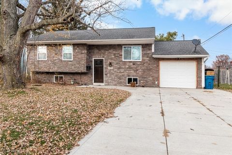 2255 Jackson Street Lorain OH 44052