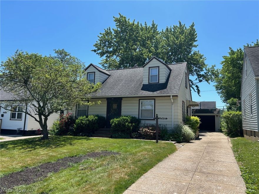 Great opportunity for a well maintained, move in ready 4 bedroom bungalow in the heart of Garfield Heights.
Spacious living area with kitchen and separate dining area. Full basement partially finished with built ins.
Updated electrical panel, furnace, roof and windows. Two car garage. Short drive to shopping, library, pool, Civic
center and Metroparks with quick access to all major highways. Schedule your private showing today!