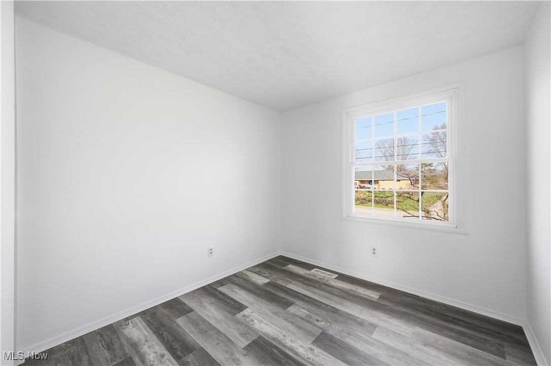 Youngstown Land & Improv - Residential