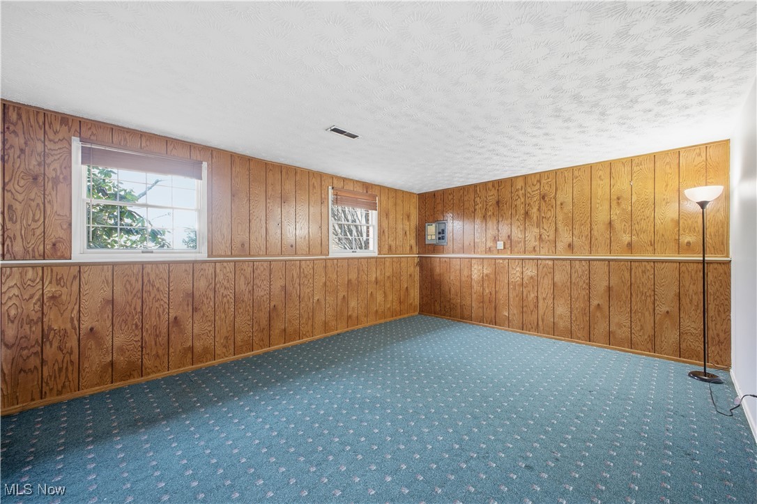 Youngstown Land & Improv - Residential