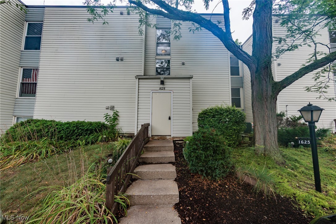 1625 Cedarwood Drive 218