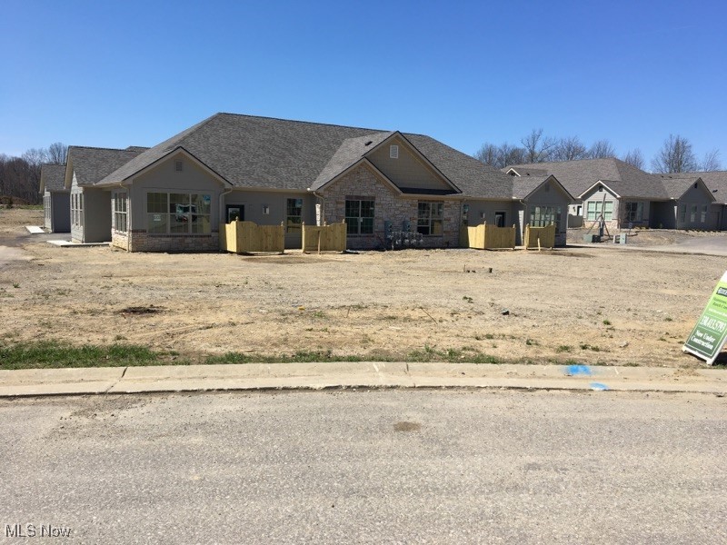 9264 Sharrott Road #1002, Poland, Ohio image 2