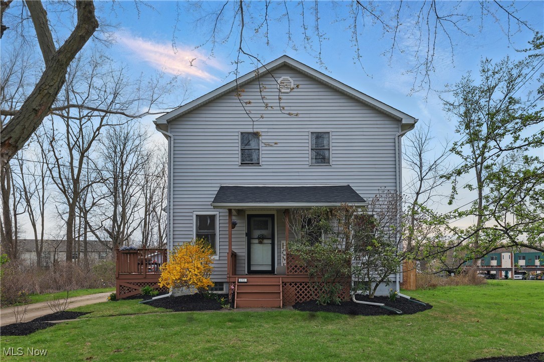 272 Moore Road, Avon Lake, Ohio image 2