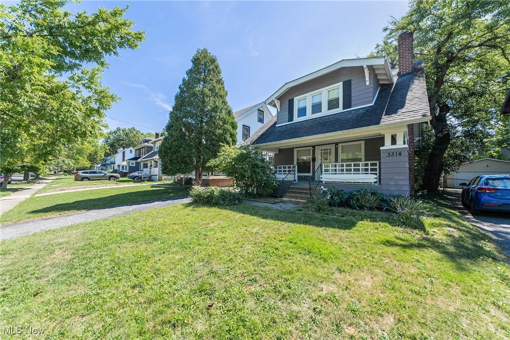 Photo of 3314 Altamont Avenue, Cleveland Heights, OH 44118 (MLS # 5175721)