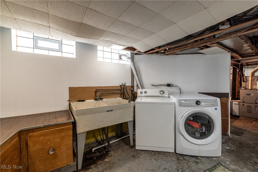 4107 Pershing Avenue, Parma, Ohio image 18