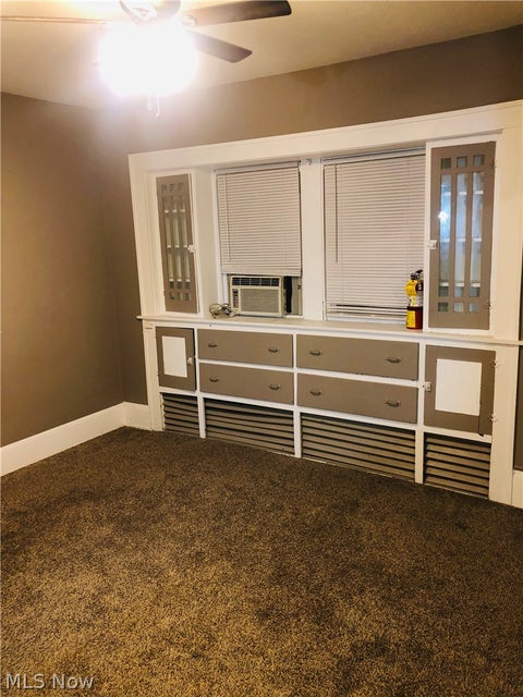 Tiny photo for 571 East Avenue, Akron, OH 44320 (MLS # 5239175)