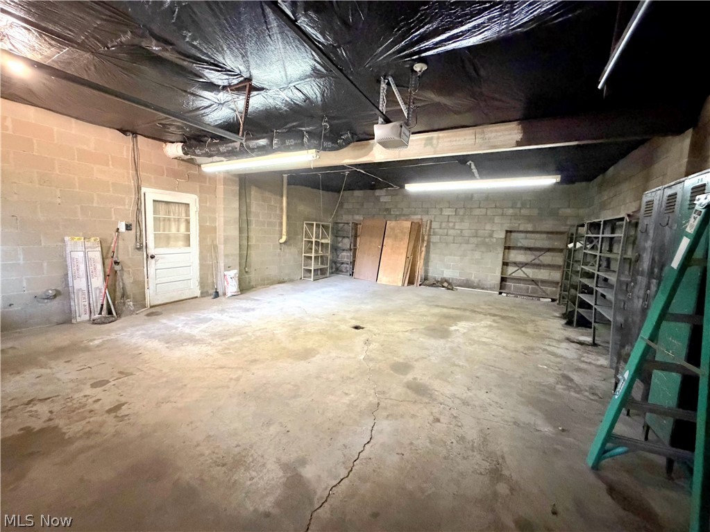 Speakers Estate Add - Residential