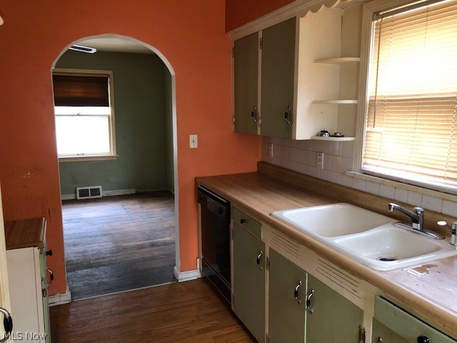 Mentor Headlands - Residential