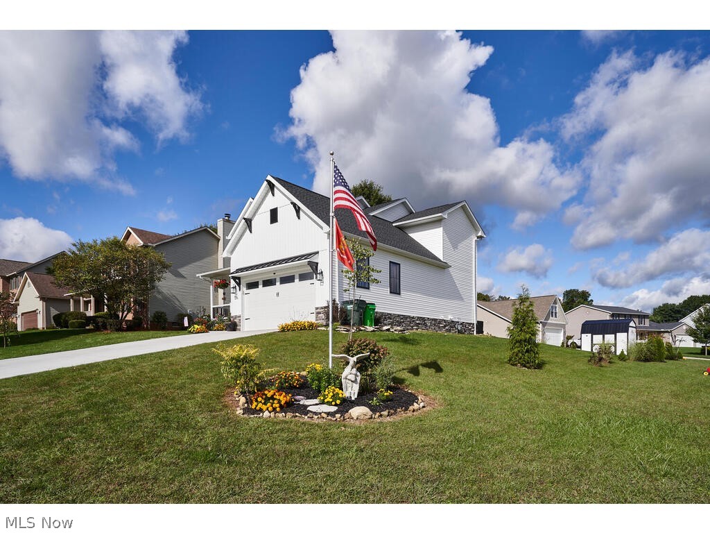 Country Knoll Estate - Residential