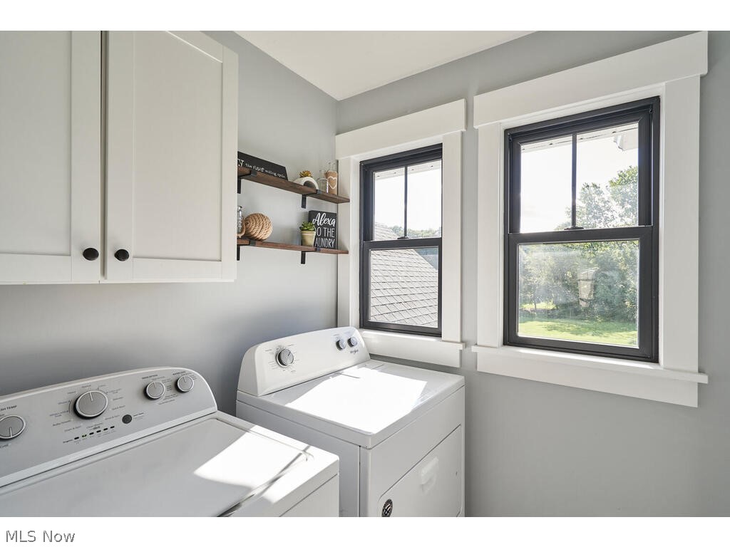 Country Knoll Estate - Residential
