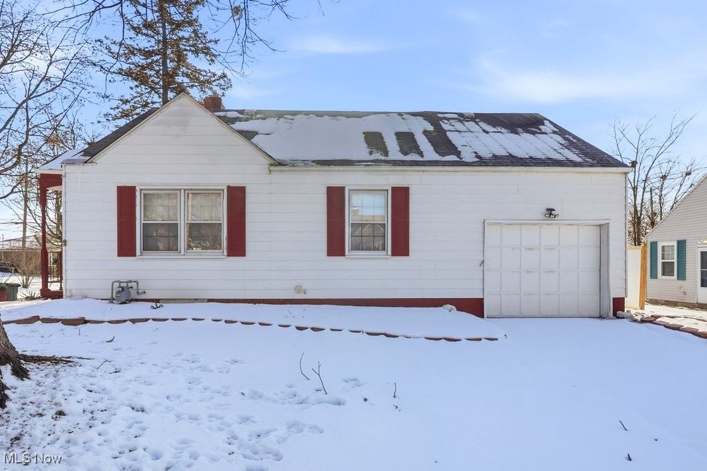 Photo of 248 E Catawba Avenue, Akron, OH 44301 (MLS # 5177306)