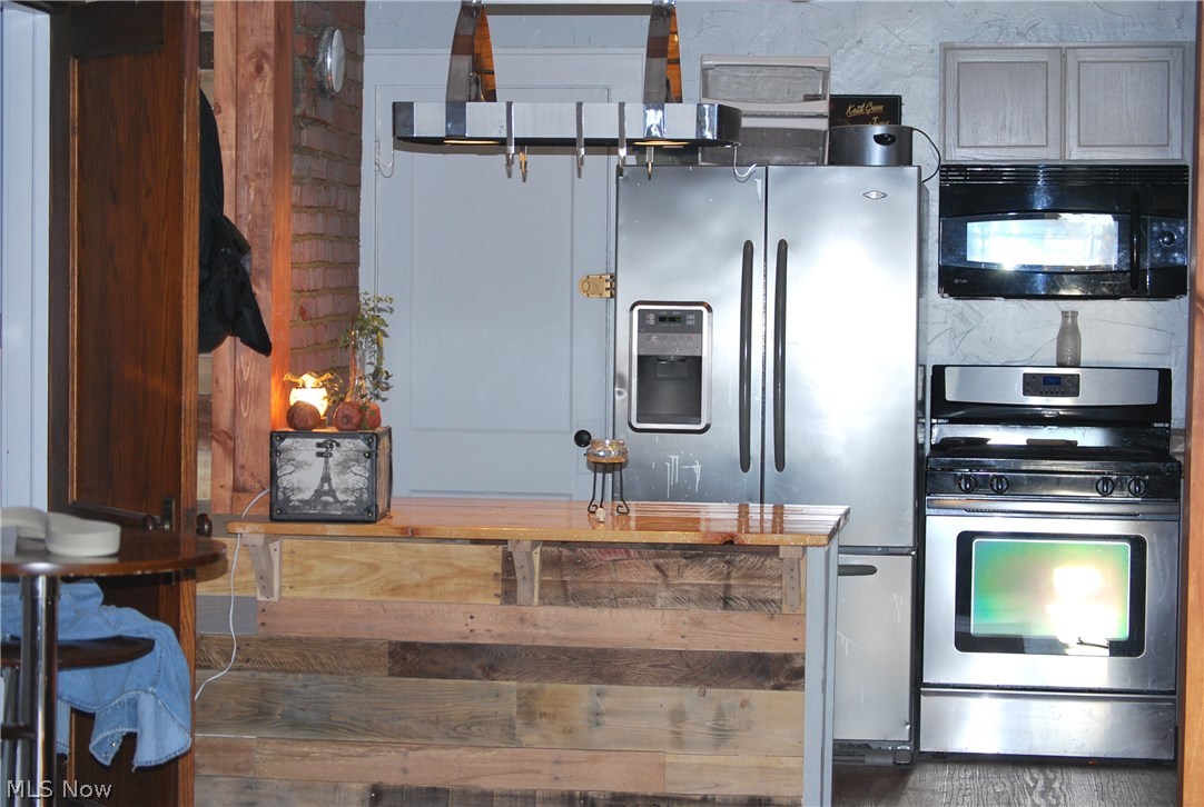 Stow - Residential Lease