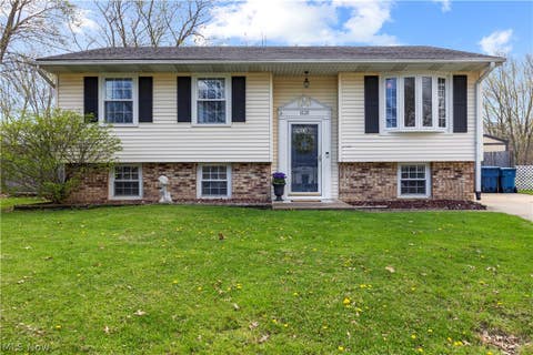 Photo for 1121 Oakwood Drive