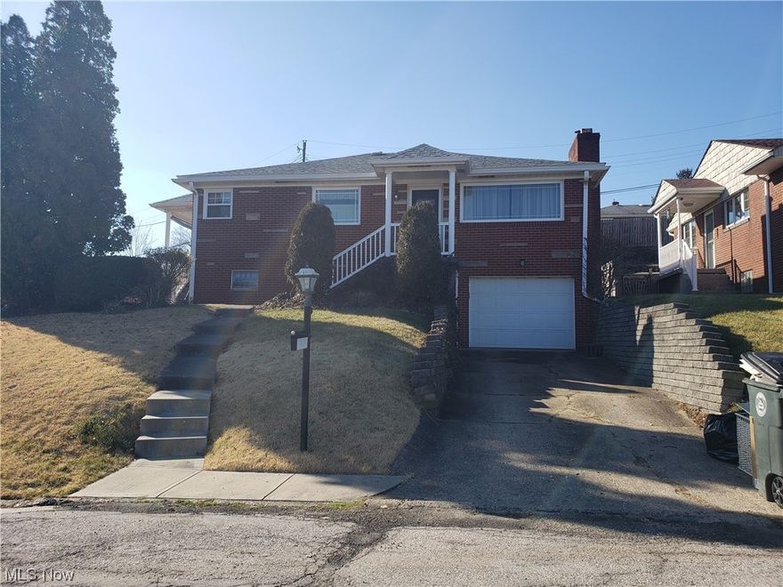 Welcome home to 3075 Crestline Dr. This adorable brick home would be great location for beginning or winding down your home needs. It also has a finished area downstairs for extra living space. This home has two main-floor bedrooms, an integral garage, restroom on both floors for your convenience. This location is close to all you need, hospitals, schools, churches, parks, shopping, and restaurants. The roof was replaced in 2019, as well as the Windows, and furnace.
  Call to view today!!