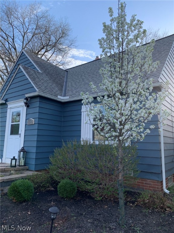 Lyndhurst Manor - Residential Lease