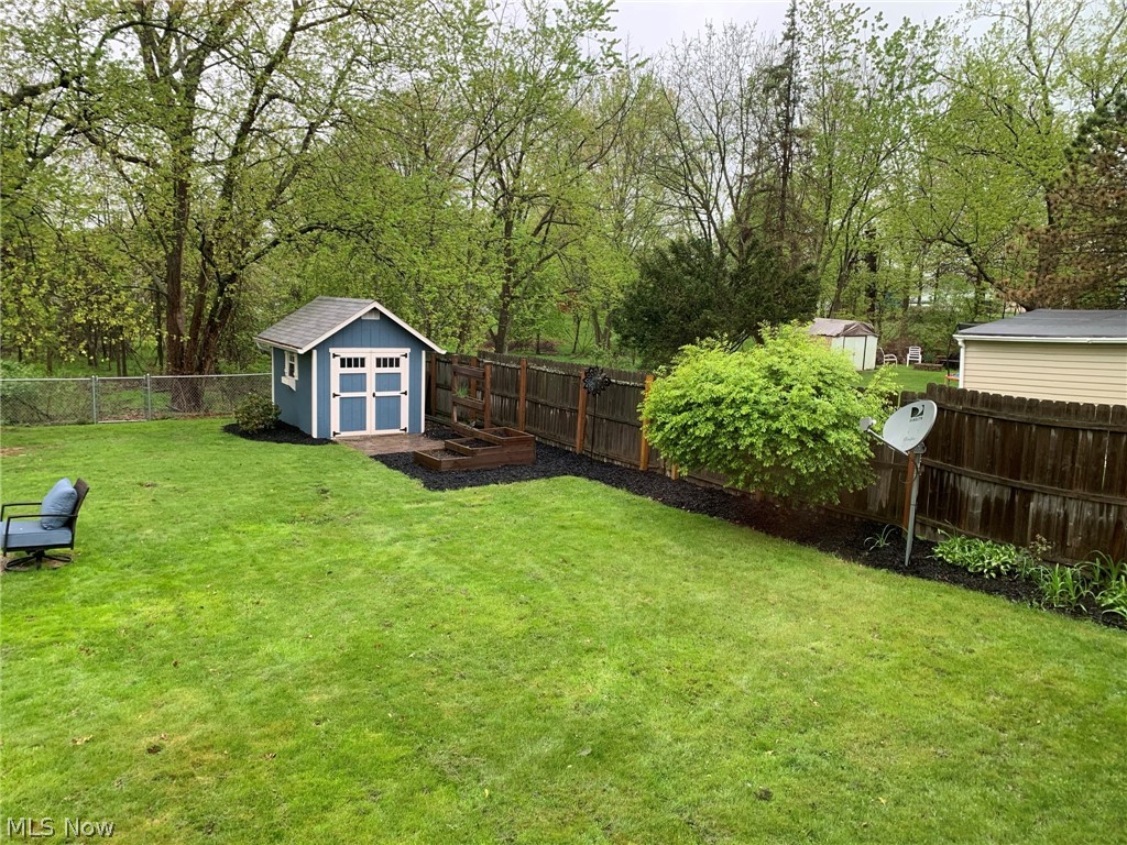 Lyndhurst Manor - Residential Lease