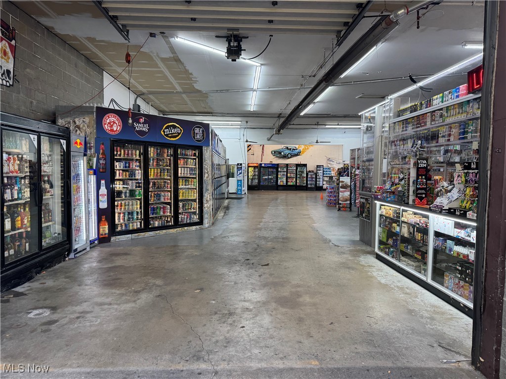 Louisville - Commercial Sale