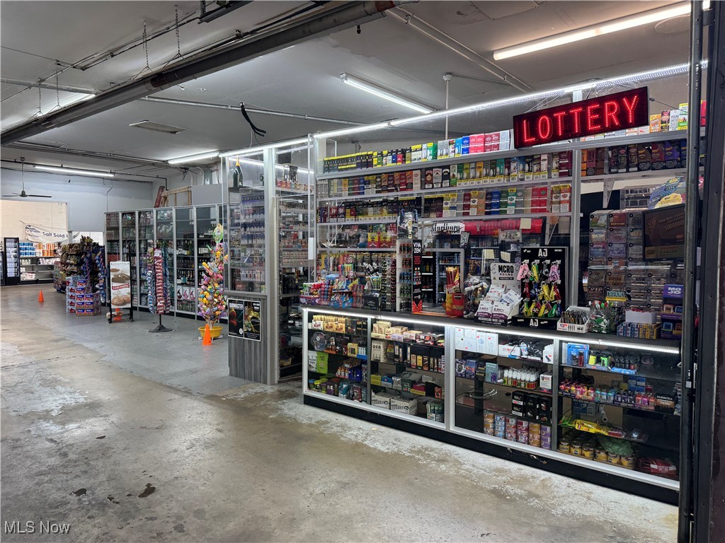 Louisville - Commercial Sale