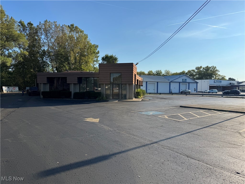 Louisville - Commercial Sale