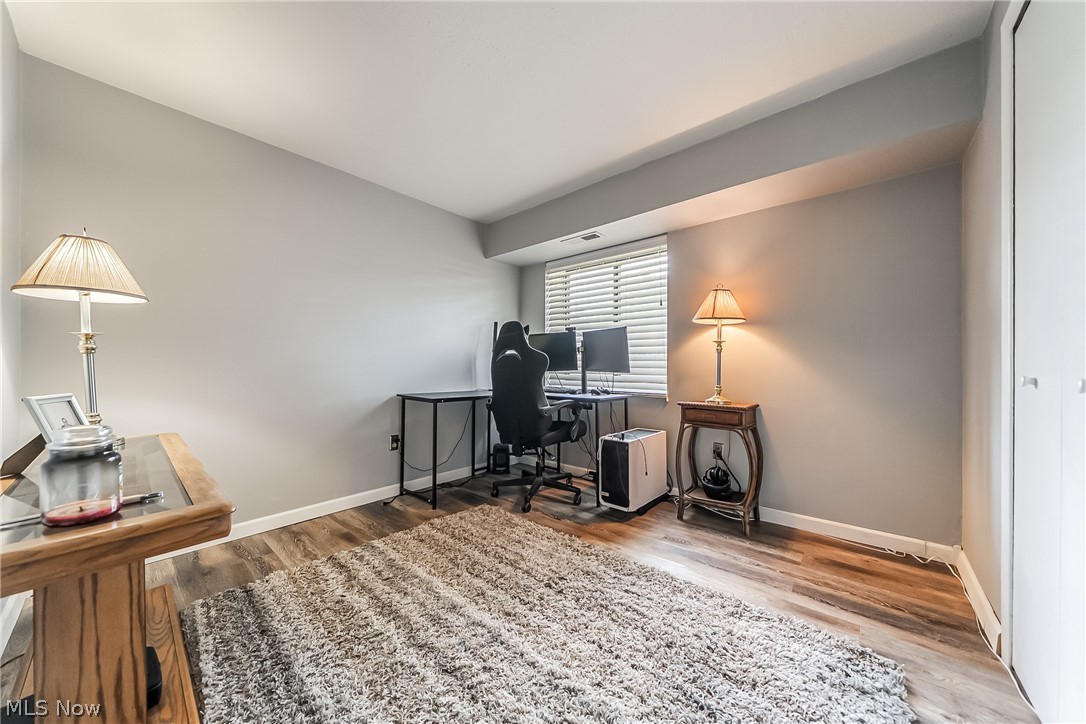 Sunrise Cove Condo 04 - Residential