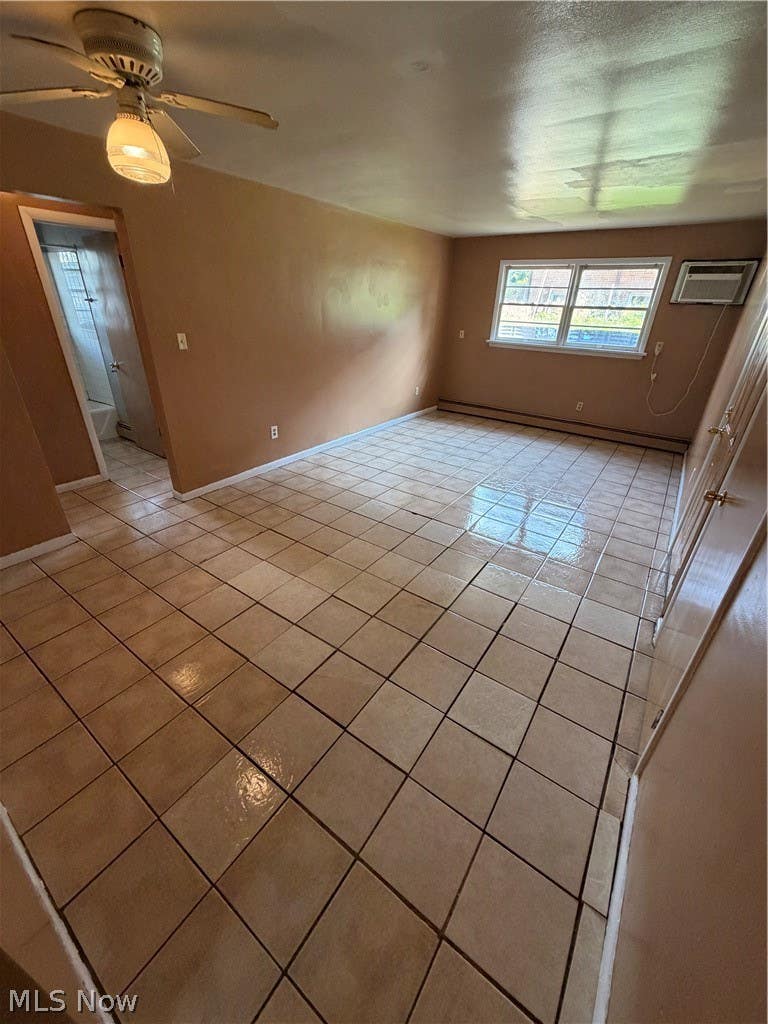Photo of 3055 Hadley Avenue #2, Liberty, OH 44505 (MLS # 5223910)