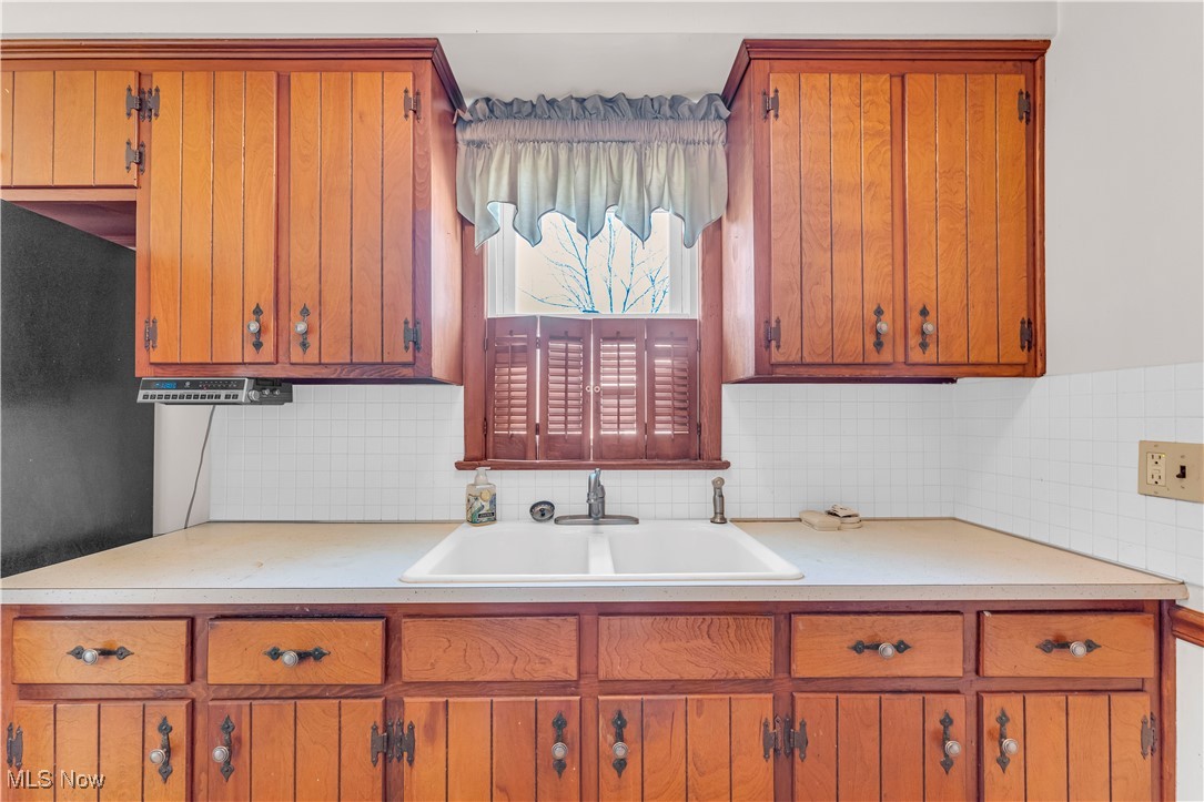 13601 Eastwood Boulevard, Garfield Heights, Ohio image 12
