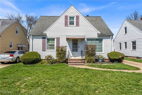 13601 Eastwood Boulevard, Garfield Heights, OH 44125 - MLS#: 5115869