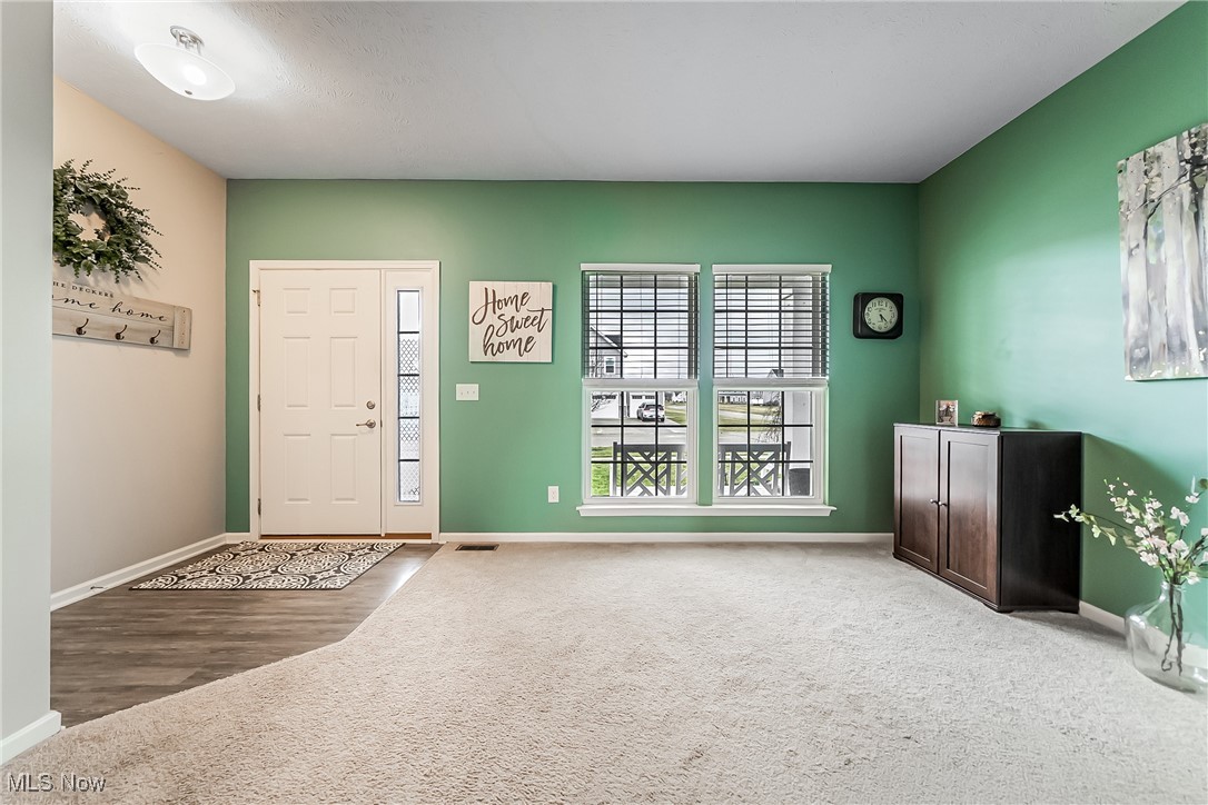 36598 Stockport Mill Drive, North Ridgeville, Ohio image 4