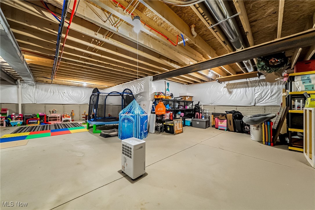 36598 Stockport Mill Drive, North Ridgeville, Ohio image 39