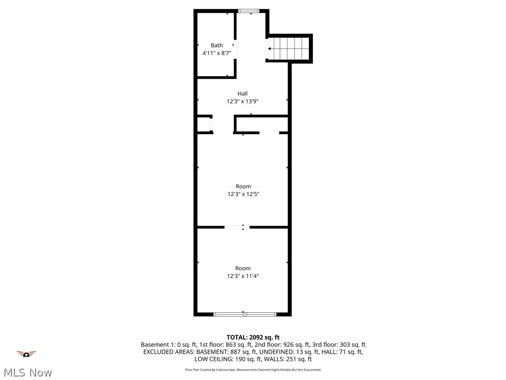 Main image without alt text