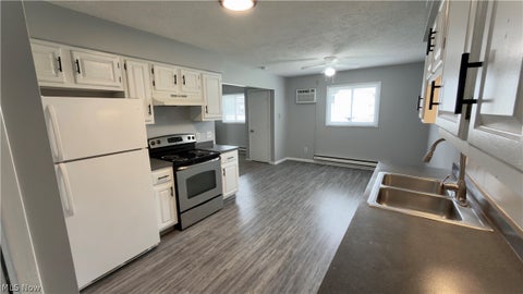 Tiny photo for 229 Brunswick Drive, Elyria, OH 44035 (MLS # 5221657)