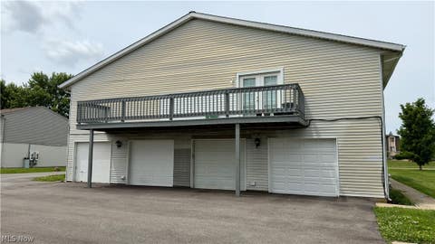 Tiny photo for 229 Brunswick Drive, Elyria, OH 44035 (MLS # 5221657)