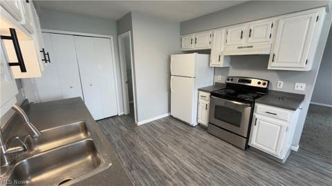 Tiny photo for 229 Brunswick Drive, Elyria, OH 44035 (MLS # 5221657)