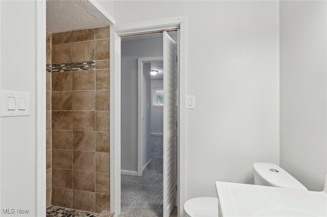 3568 Elmhurst Court, Kent, Ohio image 17