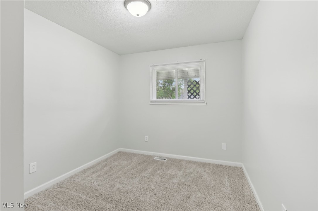 3568 Elmhurst Court, Kent, Ohio image 15