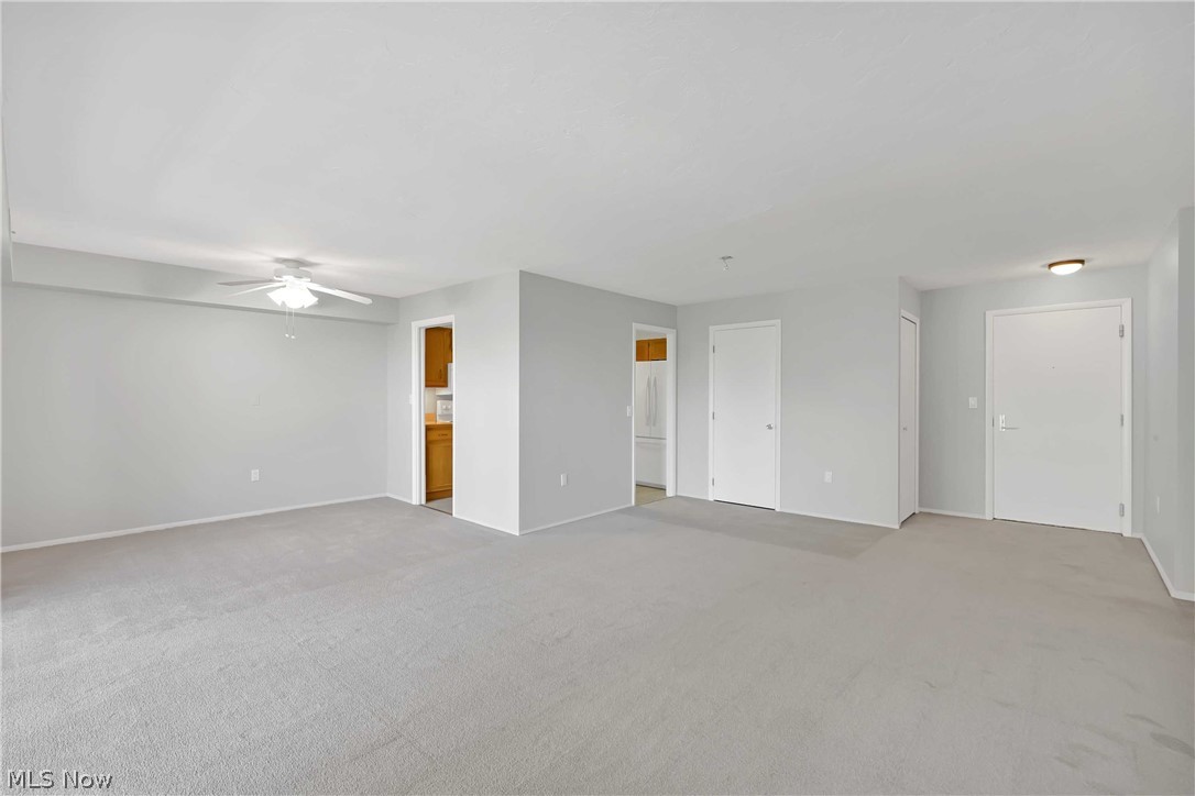 Meridian Condo - Residential