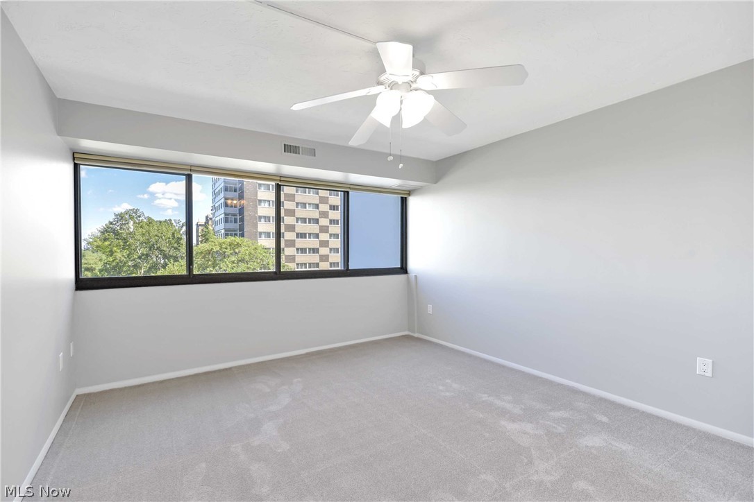 Meridian Condo - Residential