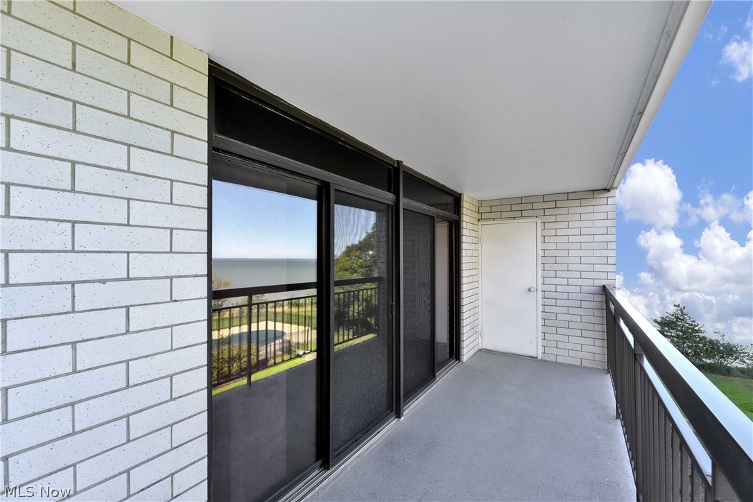 Meridian Condo - Residential